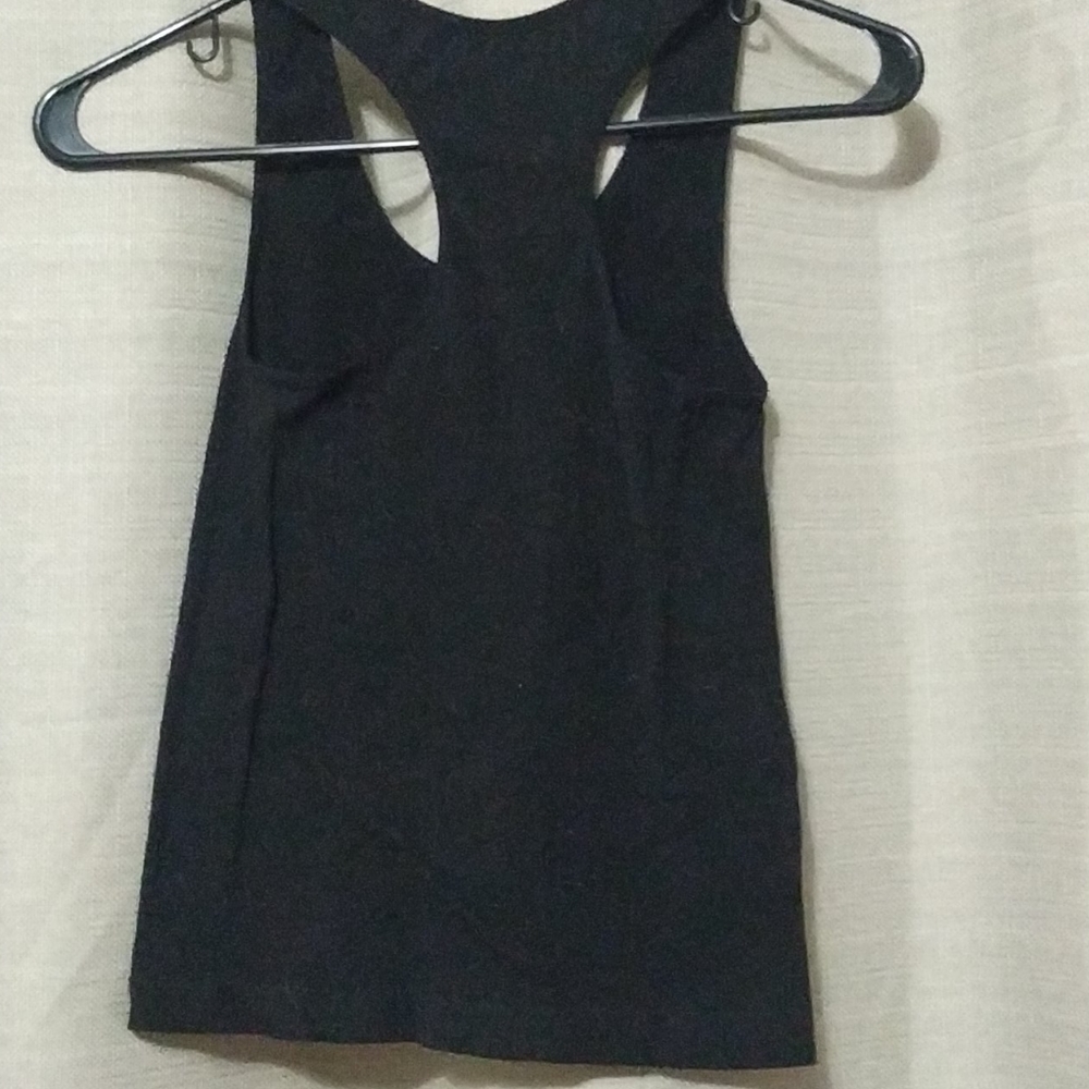 Women's Black racerback tank top - Picture 2 of 3